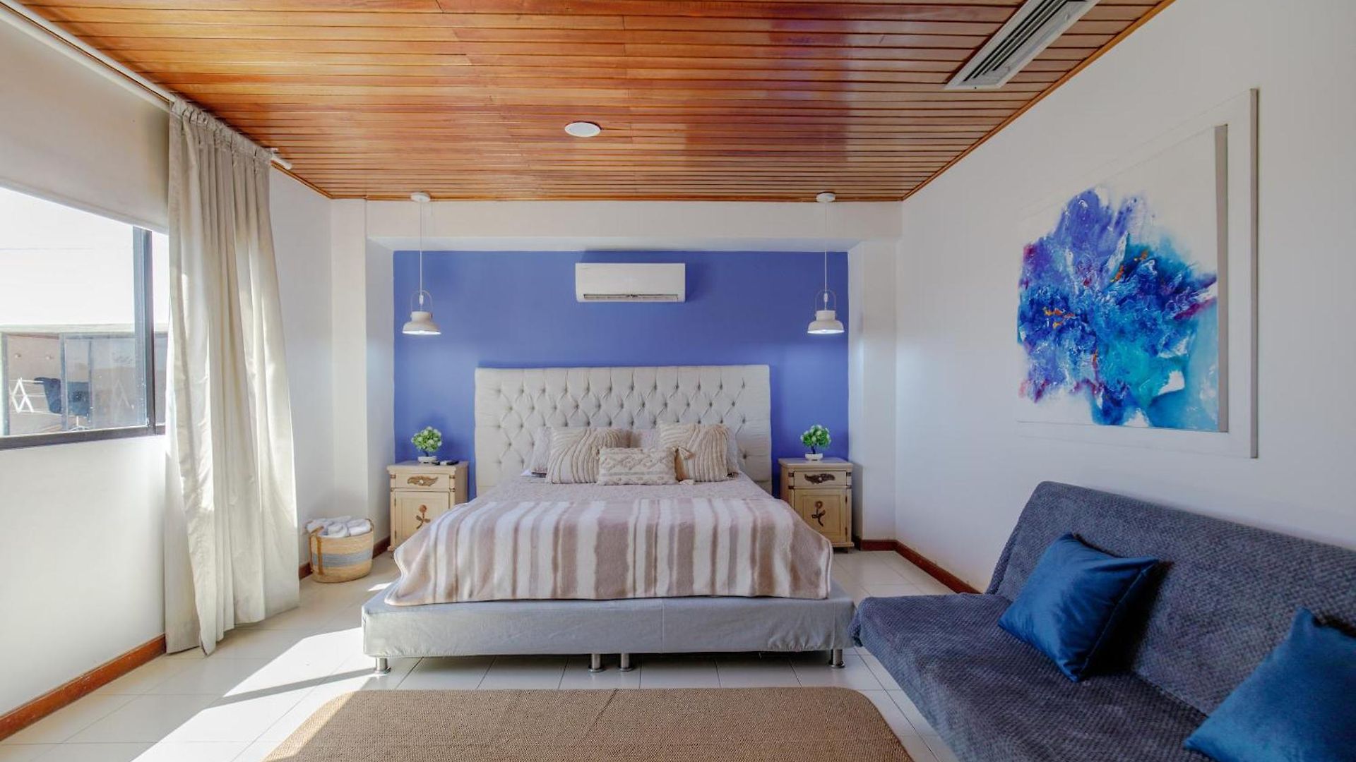 Spacious In Bocagrande Near The Sea