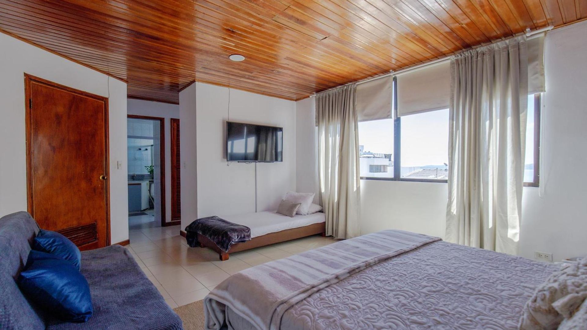 Spacious In Bocagrande Near The Sea Apartamento