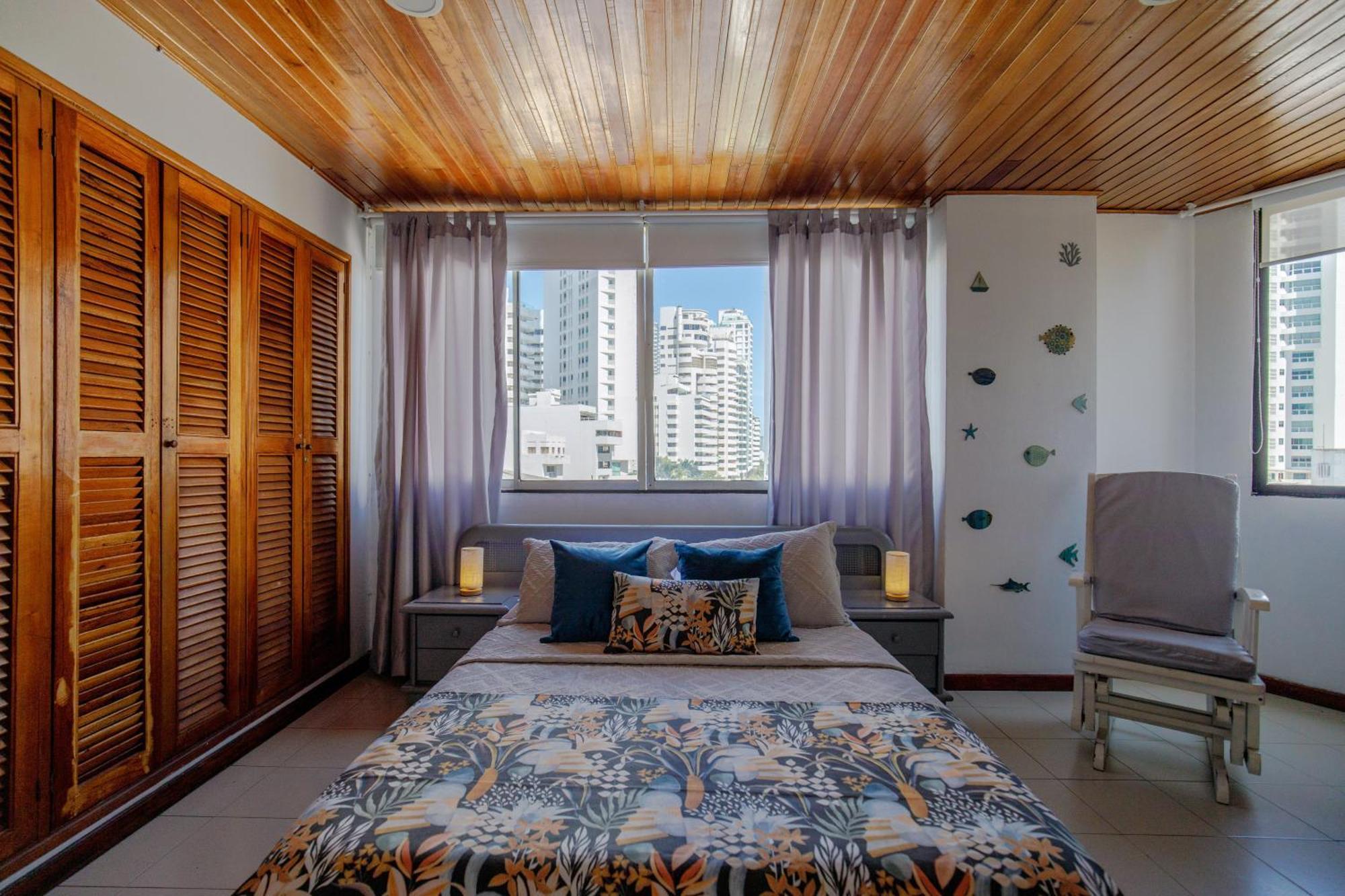 Spacious In Bocagrande Near The Sea Apartment