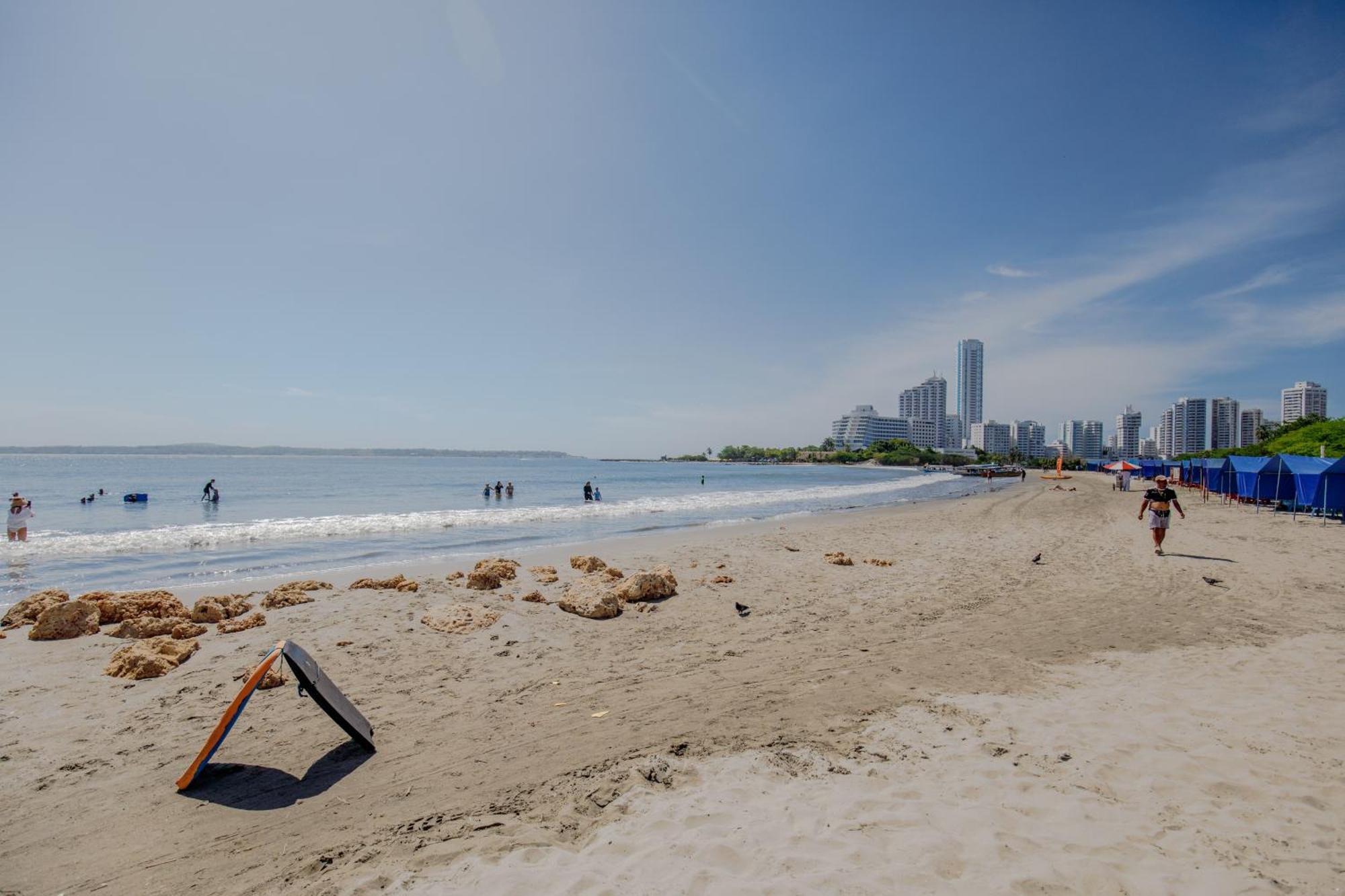 Apartment Spacious In Bocagrande Near The Sea