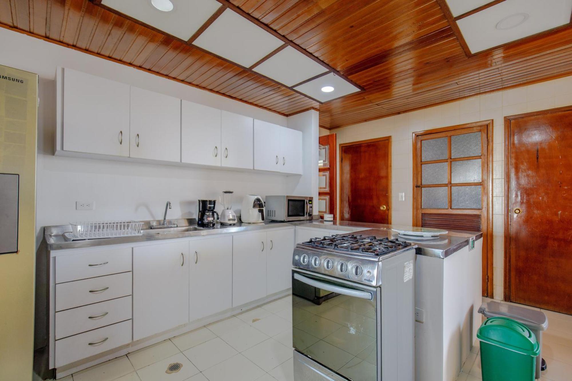 Apartment Spacious In Bocagrande Near The Sea *