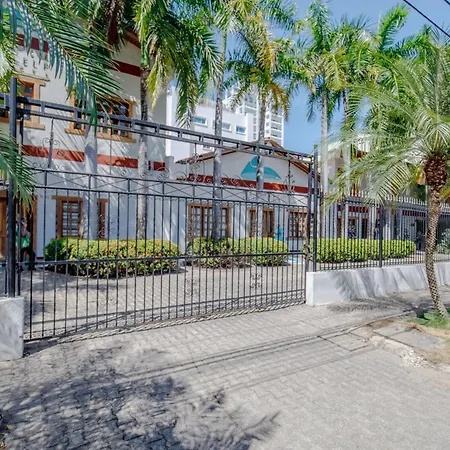 Spacious In Bocagrande Near The Sea Apartment *