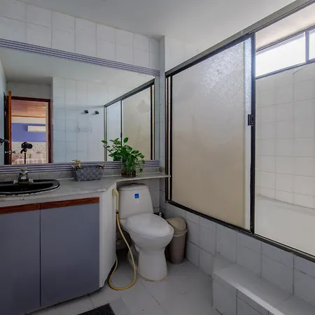 Spacious In Bocagrande Near The Sea Apartment